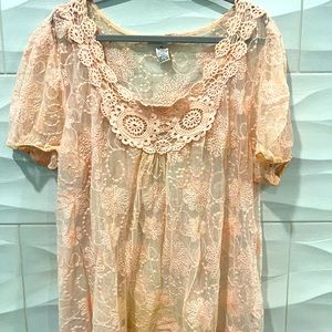 Peach Lace Top size 3X